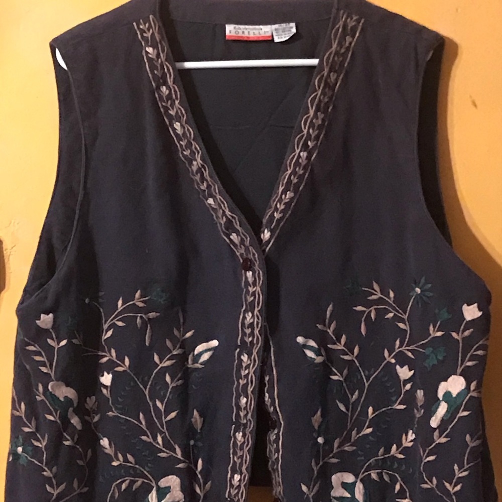 Bohemian vest, embroidered